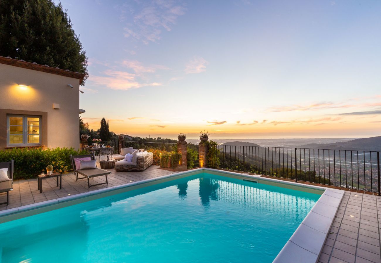 Villa à Pieve a Elici - Villa Riviera: Luxury Villa with Pool and Seaview, close to Forte dei Marmi and Lucca