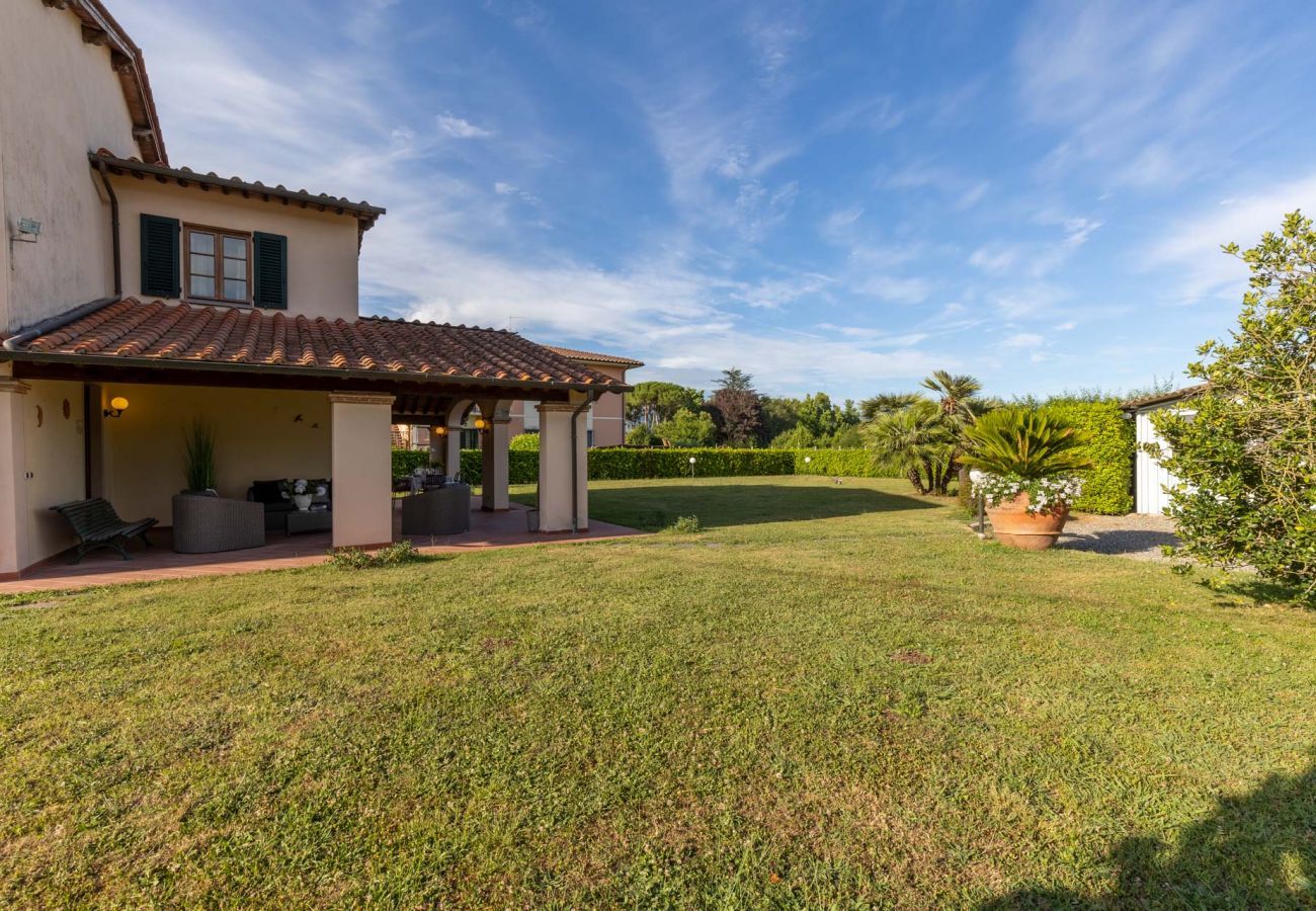 Villa à Lucques - Nonna Bianca, a Genuine Farmhouse in Sant'Alessio, Lucca