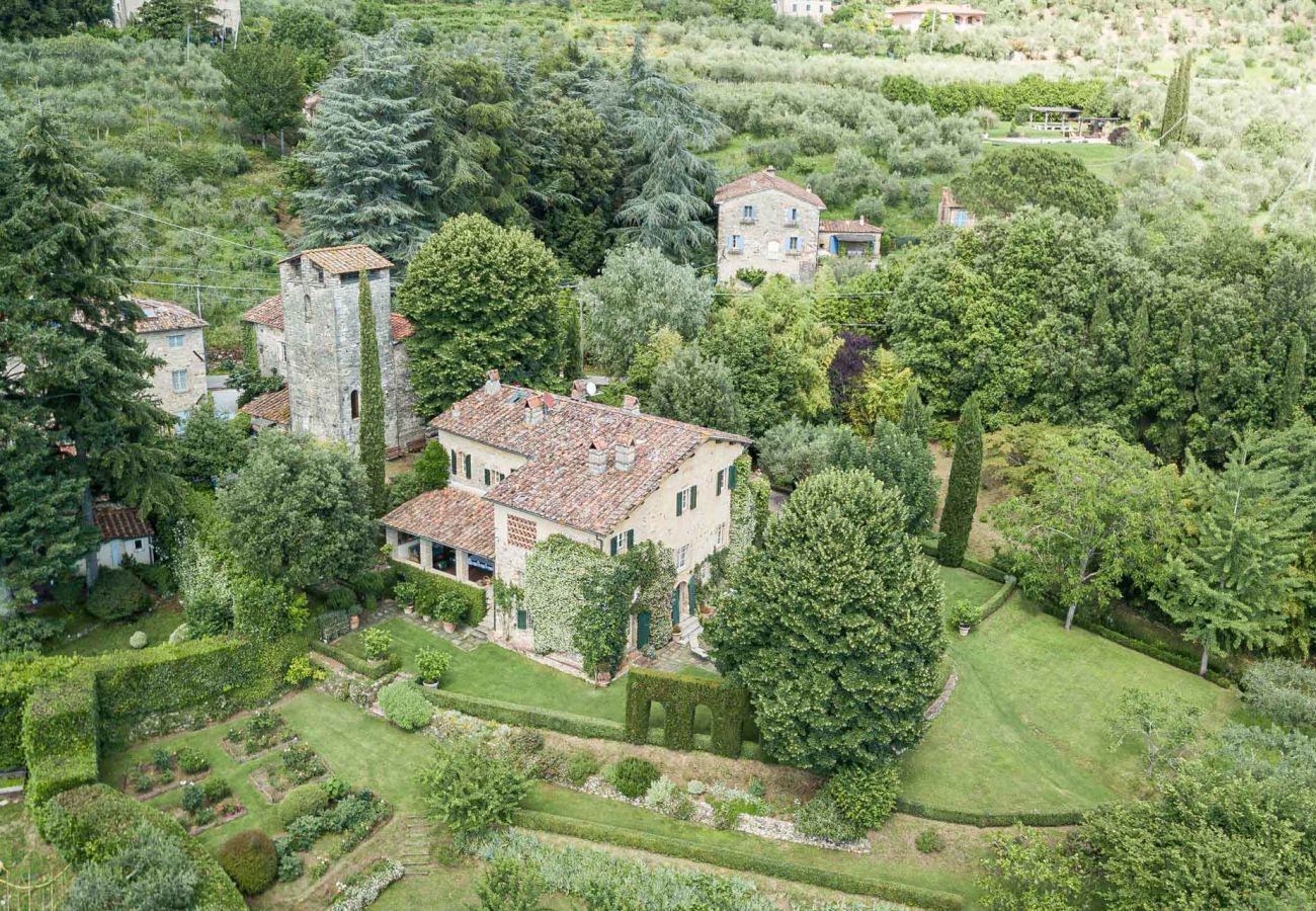 Villa à Camaiore - Luxury Farmhouse Retreat between Lucca and the Beach