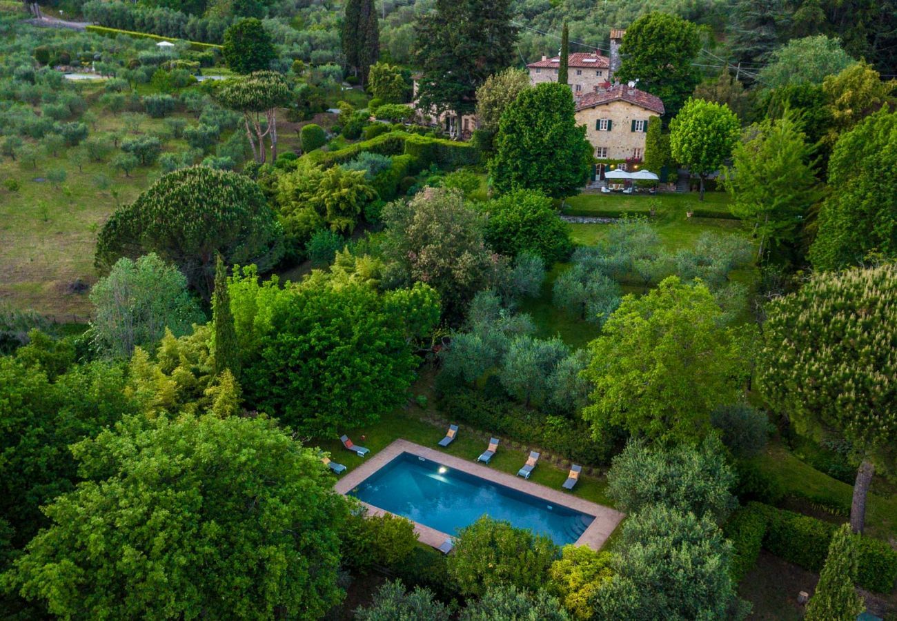 Villa à Camaiore - Luxury Farmhouse Retreat between Lucca and the Beach