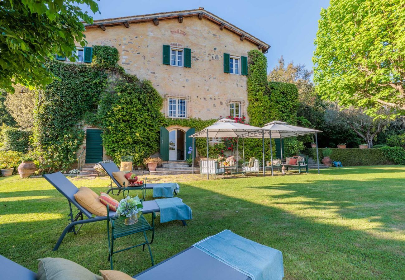 Villa à Camaiore - Luxury Farmhouse Retreat between Lucca and the Beach