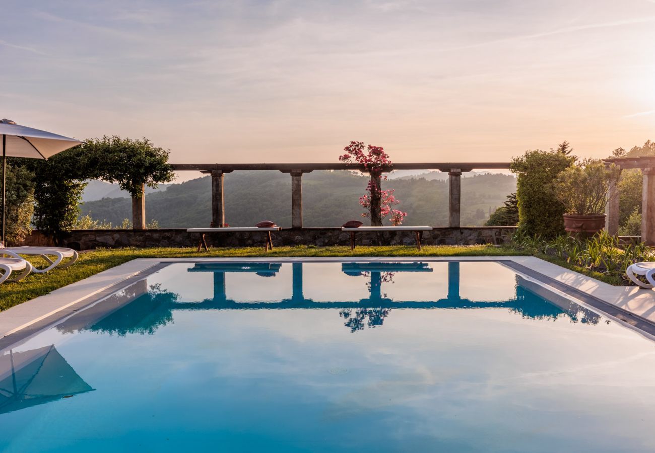 Villa à Lucques - VILLA BORBONE in Pieve Santo Stefano, a Luxury Renaissance Panoramic 9 Bedrooms Retreat Villa with Private Pool 