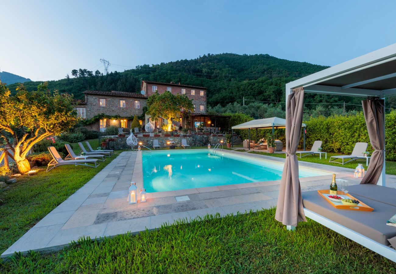 Villa à Lucques - Tuscan Fizz, a traditional Stone Farmhouse with Private Pool and Amazing View among the Vineyards in Lucca