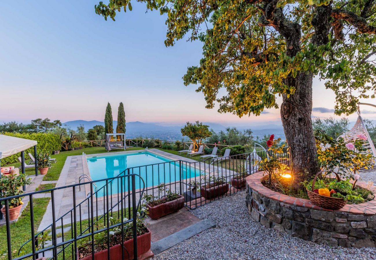 Villa à Lucques - Tuscan Fizz, a traditional Stone Farmhouse with Private Pool and Amazing View among the Vineyards in Lucca