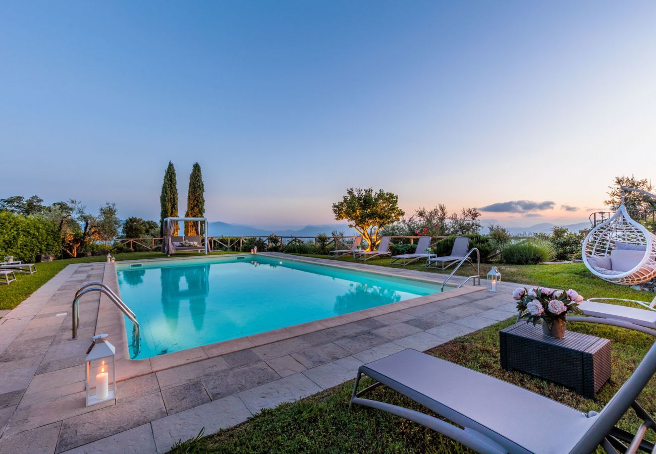 Villa à Lucques - Tuscan Fizz, a traditional Stone Farmhouse with Private Pool and Amazing View among the Vineyards in Lucca