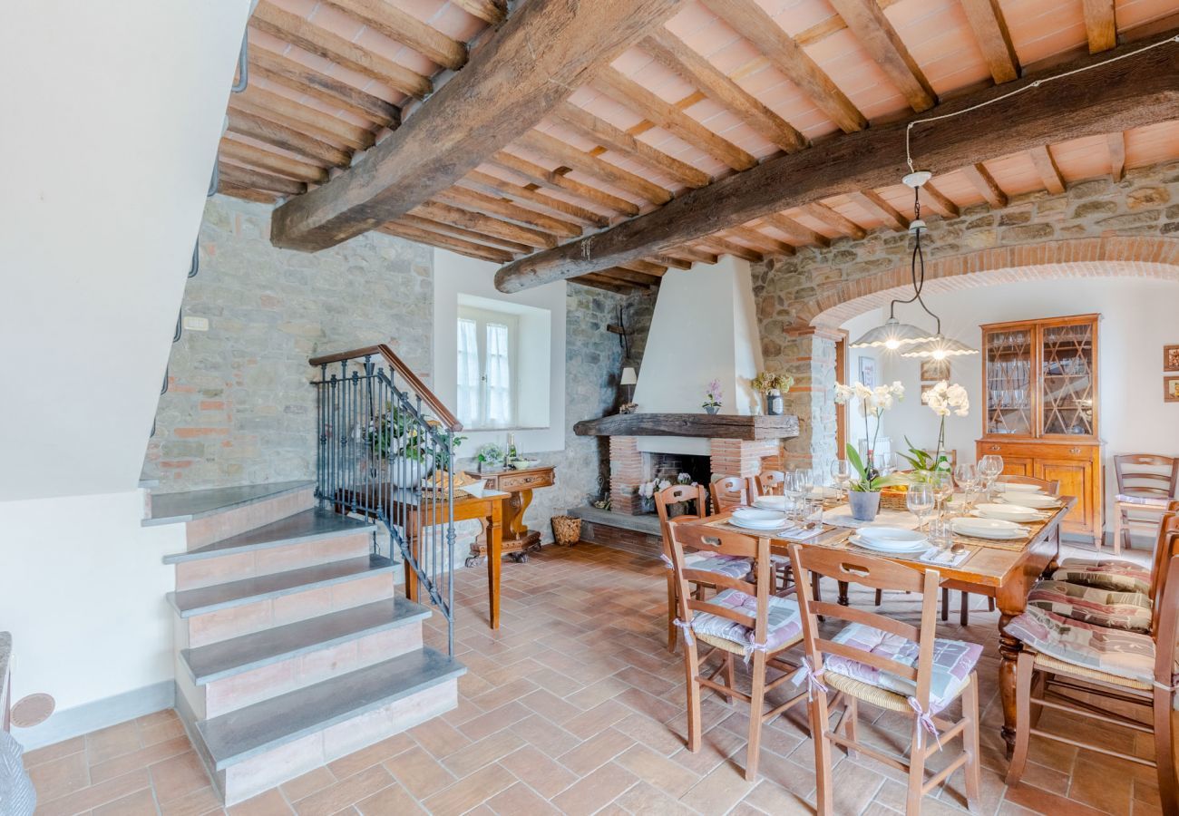 Villa à Lucques - Tuscan Fizz, a traditional Stone Farmhouse with Private Pool and Amazing View among the Vineyards in Lucca