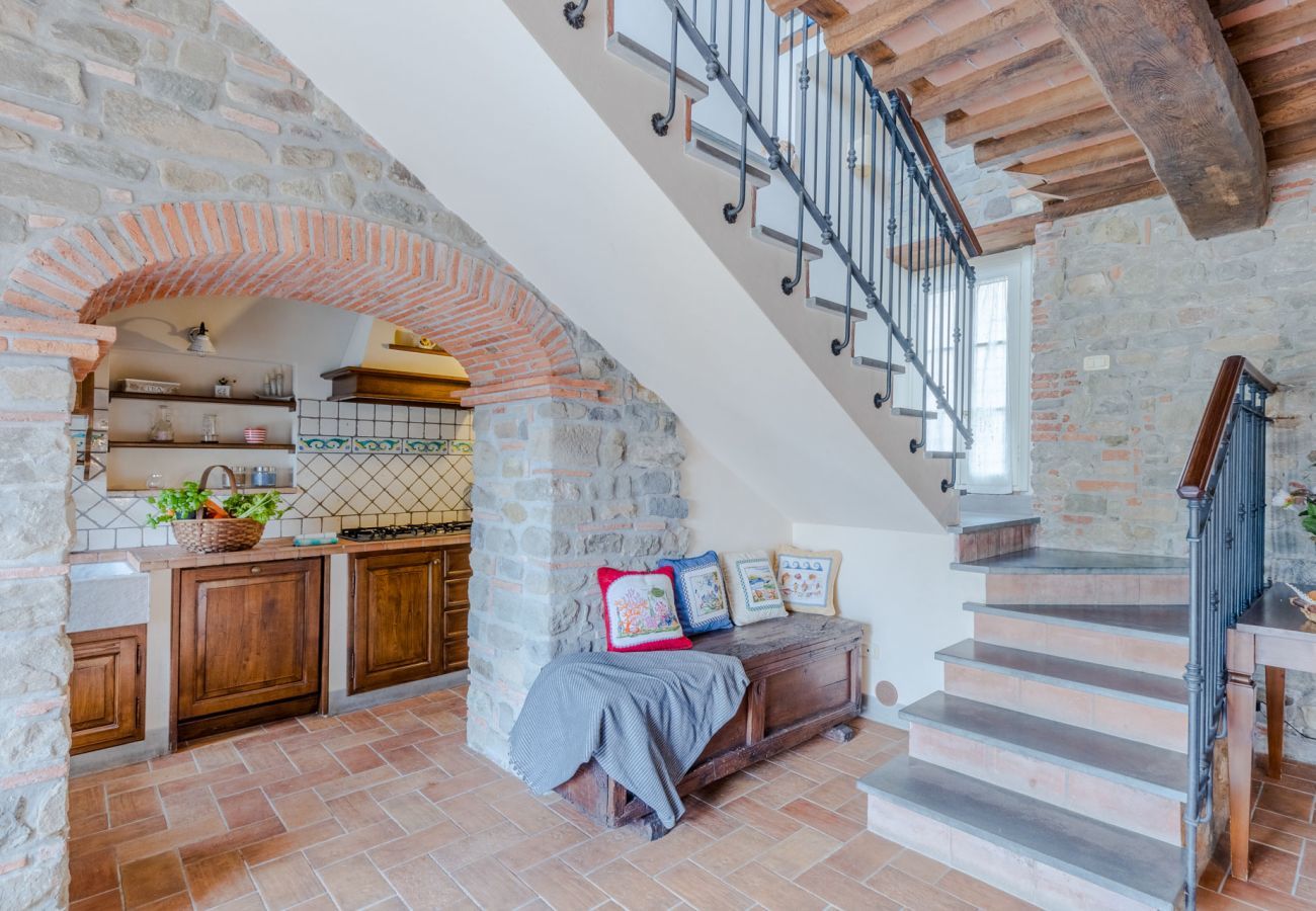 Villa à Lucques - Tuscan Fizz, a traditional Stone Farmhouse with Private Pool and Amazing View among the Vineyards in Lucca