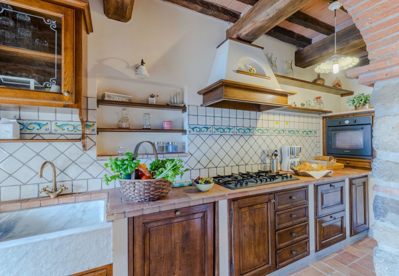 Villa à Lucques - Tuscan Fizz, a traditional Stone Farmhouse with Private Pool and Amazing View among the Vineyards in Lucca