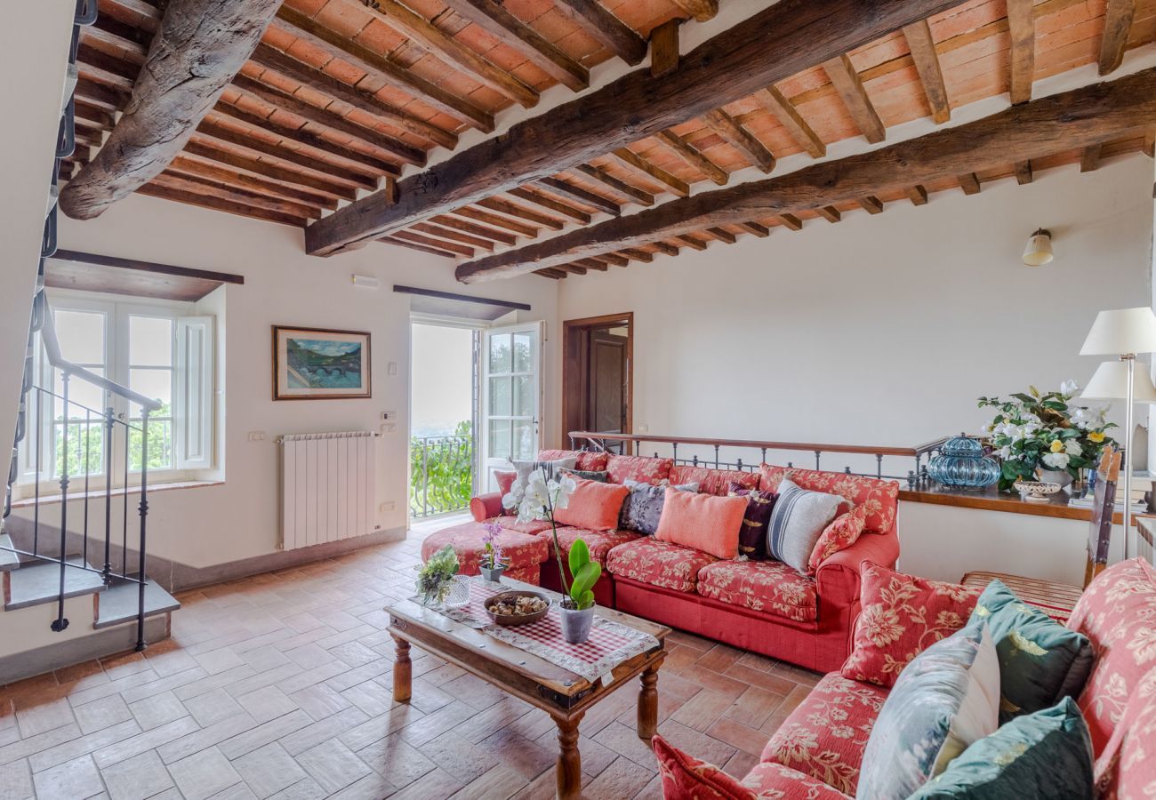 Villa à Lucques - Tuscan Fizz, a traditional Stone Farmhouse with Private Pool and Amazing View among the Vineyards in Lucca