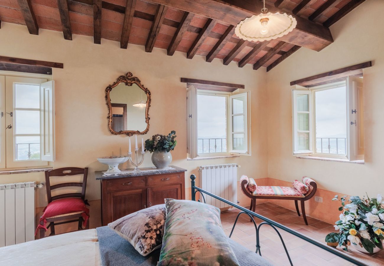 Villa à Lucques - Tuscan Fizz, a traditional Stone Farmhouse with Private Pool and Amazing View among the Vineyards in Lucca