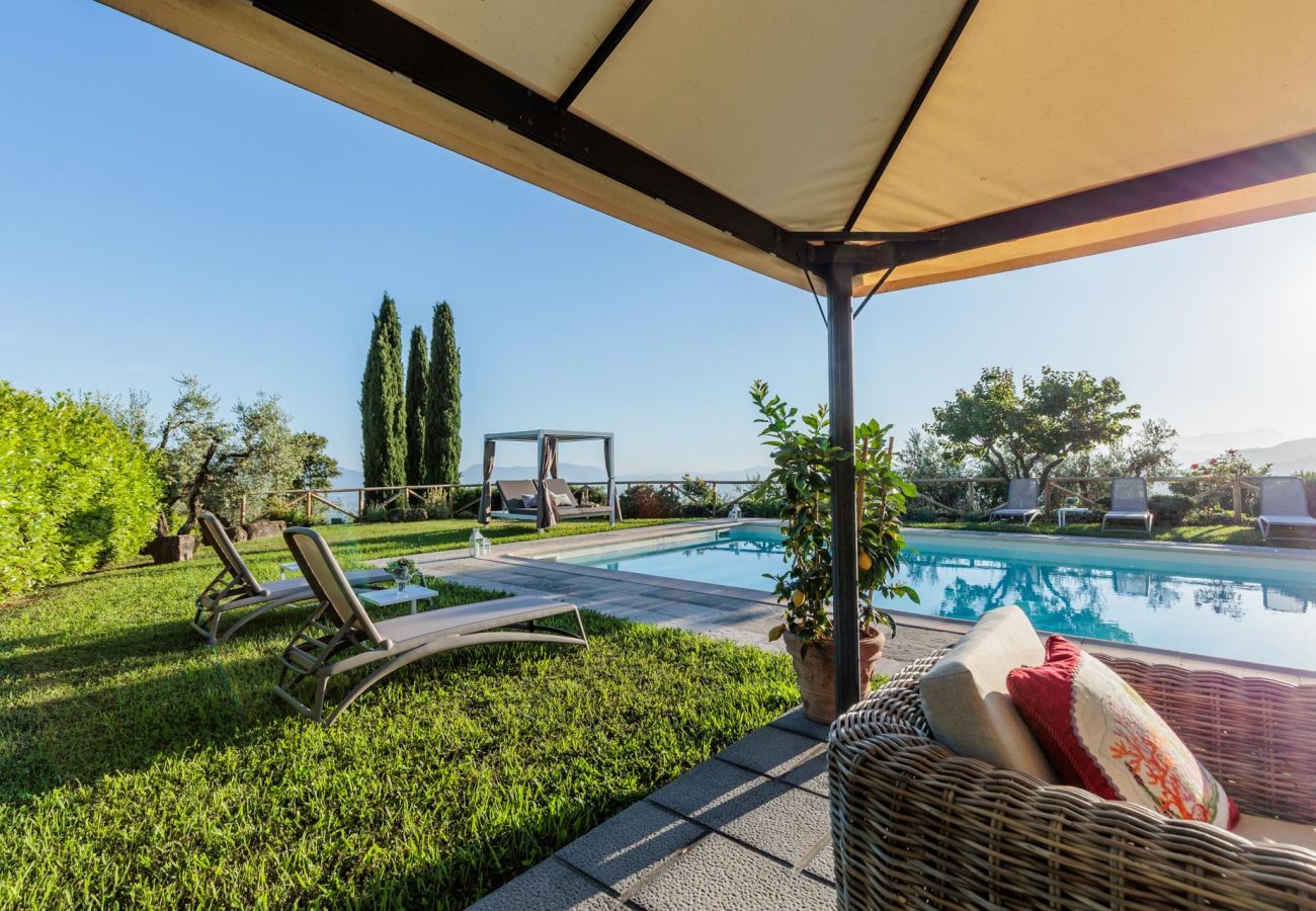 Villa à Lucques - Tuscan Fizz, a traditional Stone Farmhouse with Private Pool and Amazing View among the Vineyards in Lucca