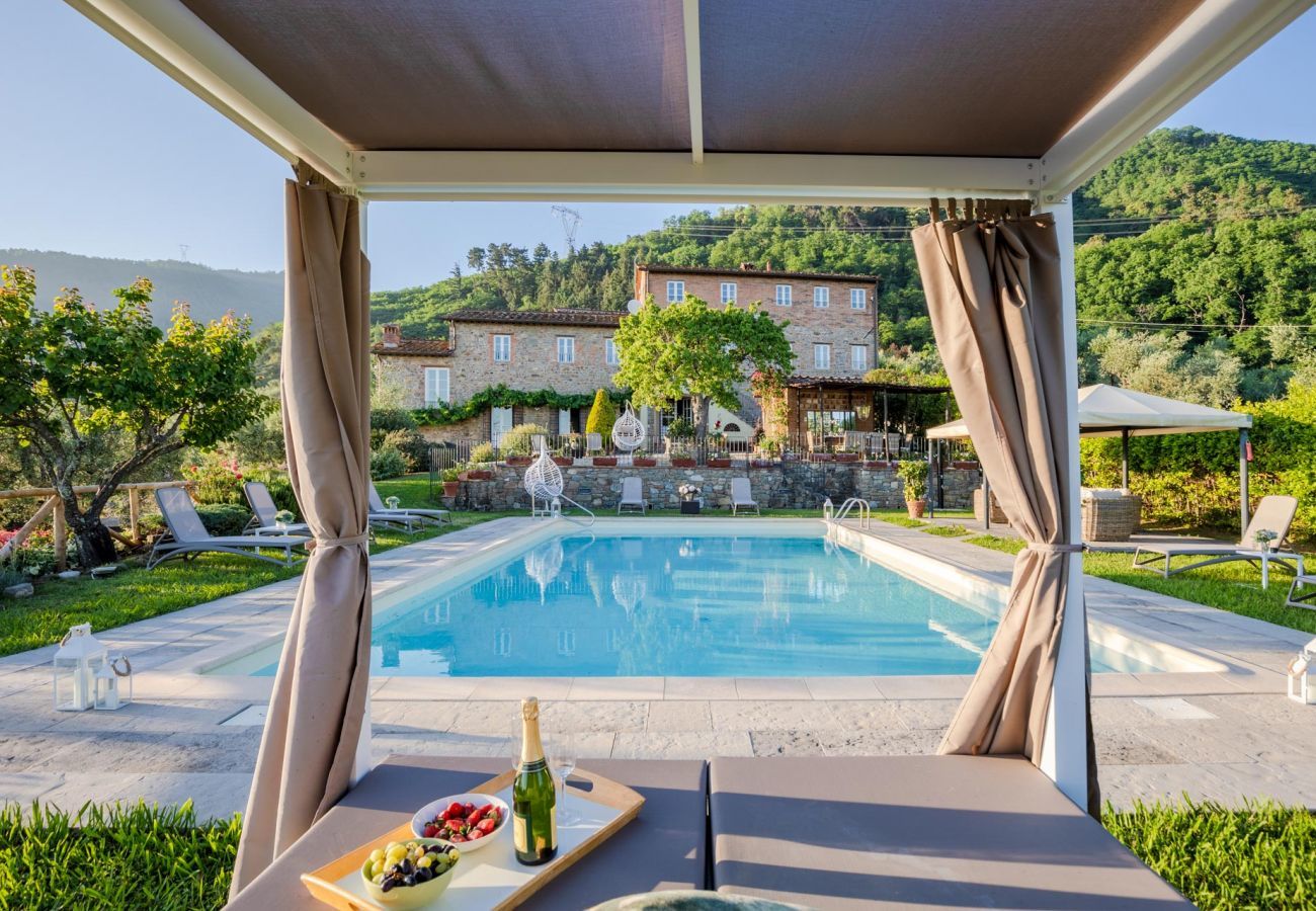 Villa à Lucques - Tuscan Fizz, a traditional Stone Farmhouse with Private Pool and Amazing View among the Vineyards in Lucca