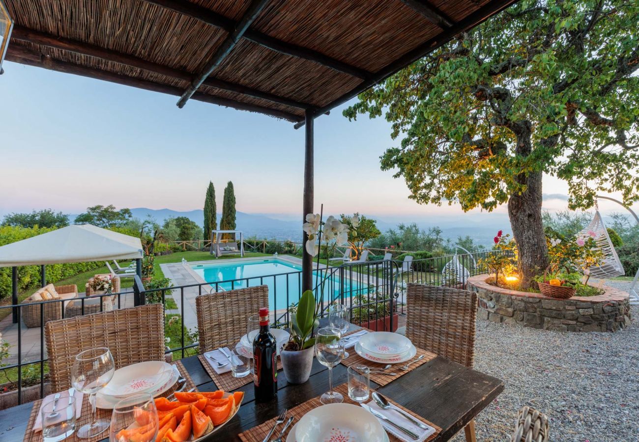 Villa à Lucques - Tuscan Fizz, a traditional Stone Farmhouse with Private Pool and Amazing View among the Vineyards in Lucca