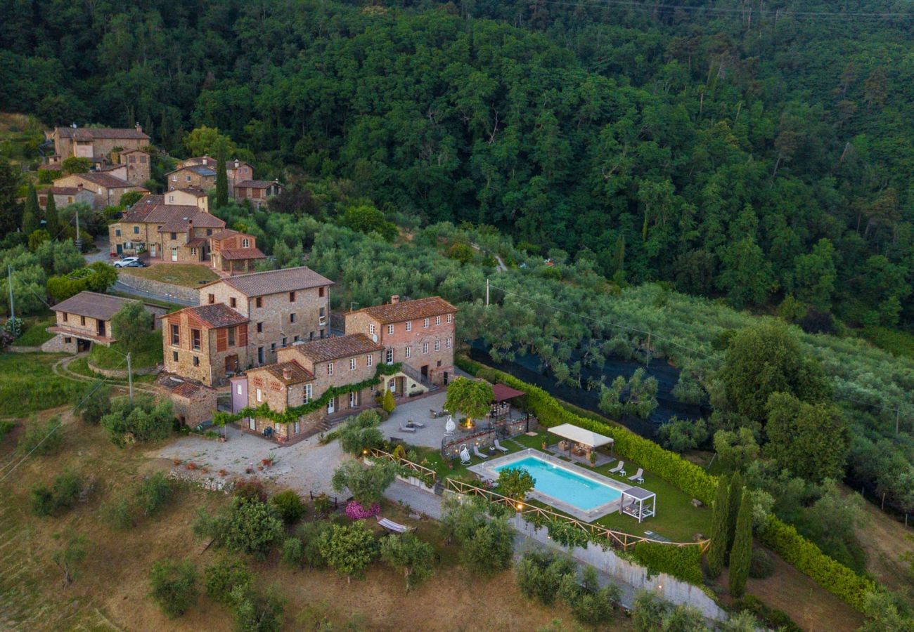 Villa à Lucques - Tuscan Fizz, a traditional Stone Farmhouse with Private Pool and Amazing View among the Vineyards in Lucca