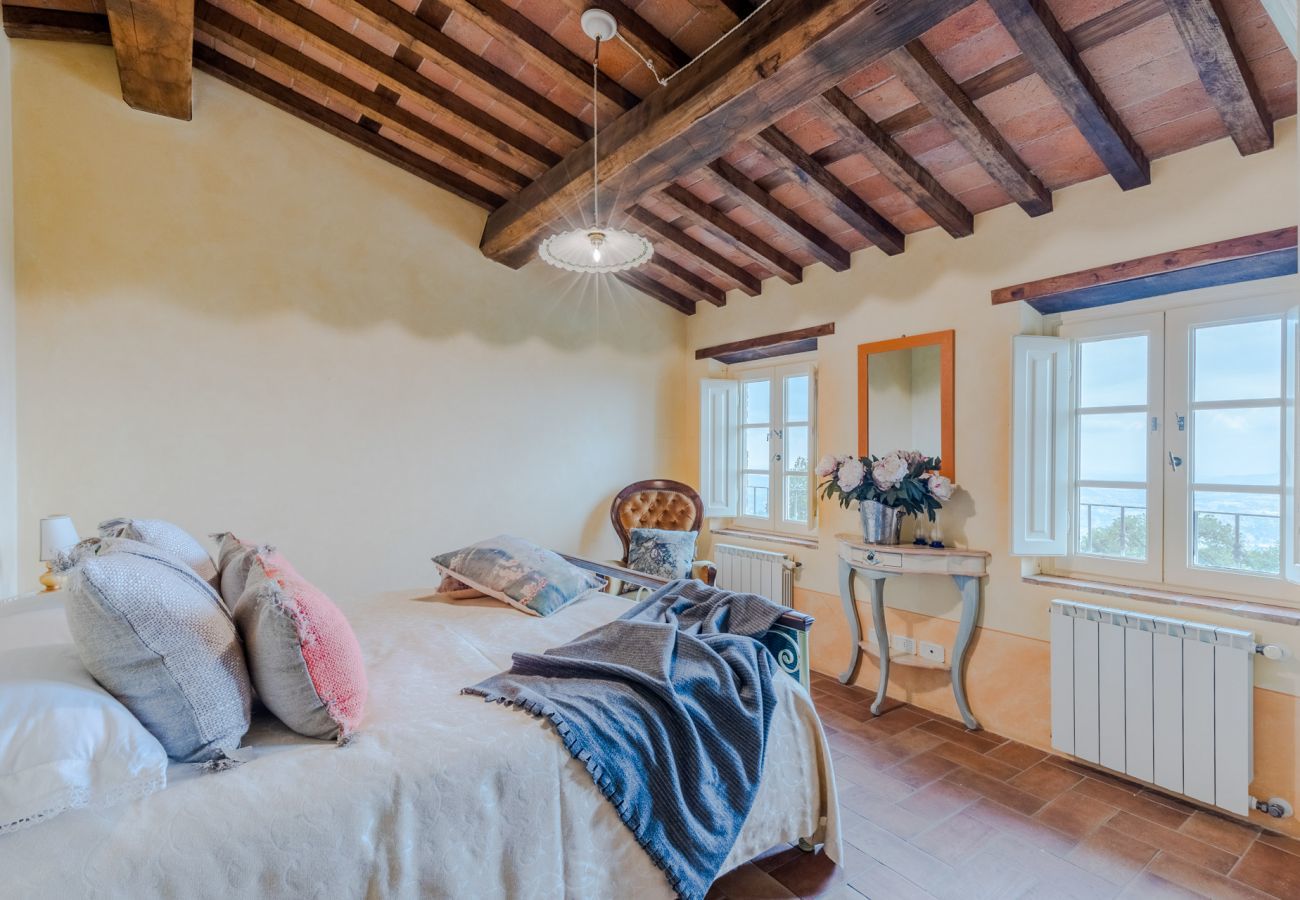 Villa à Lucques - Tuscan Fizz, a traditional Stone Farmhouse with Private Pool and Amazing View among the Vineyards in Lucca