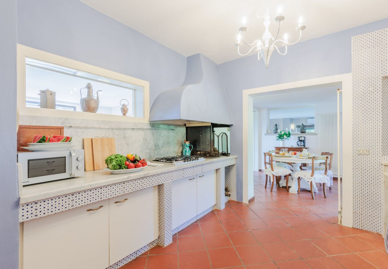 Villa à Bientina - Spacious 6 bedrooms Villa with Private Pool on the Tuscan Hills of Santa Colomba by Pontedera and Bientina