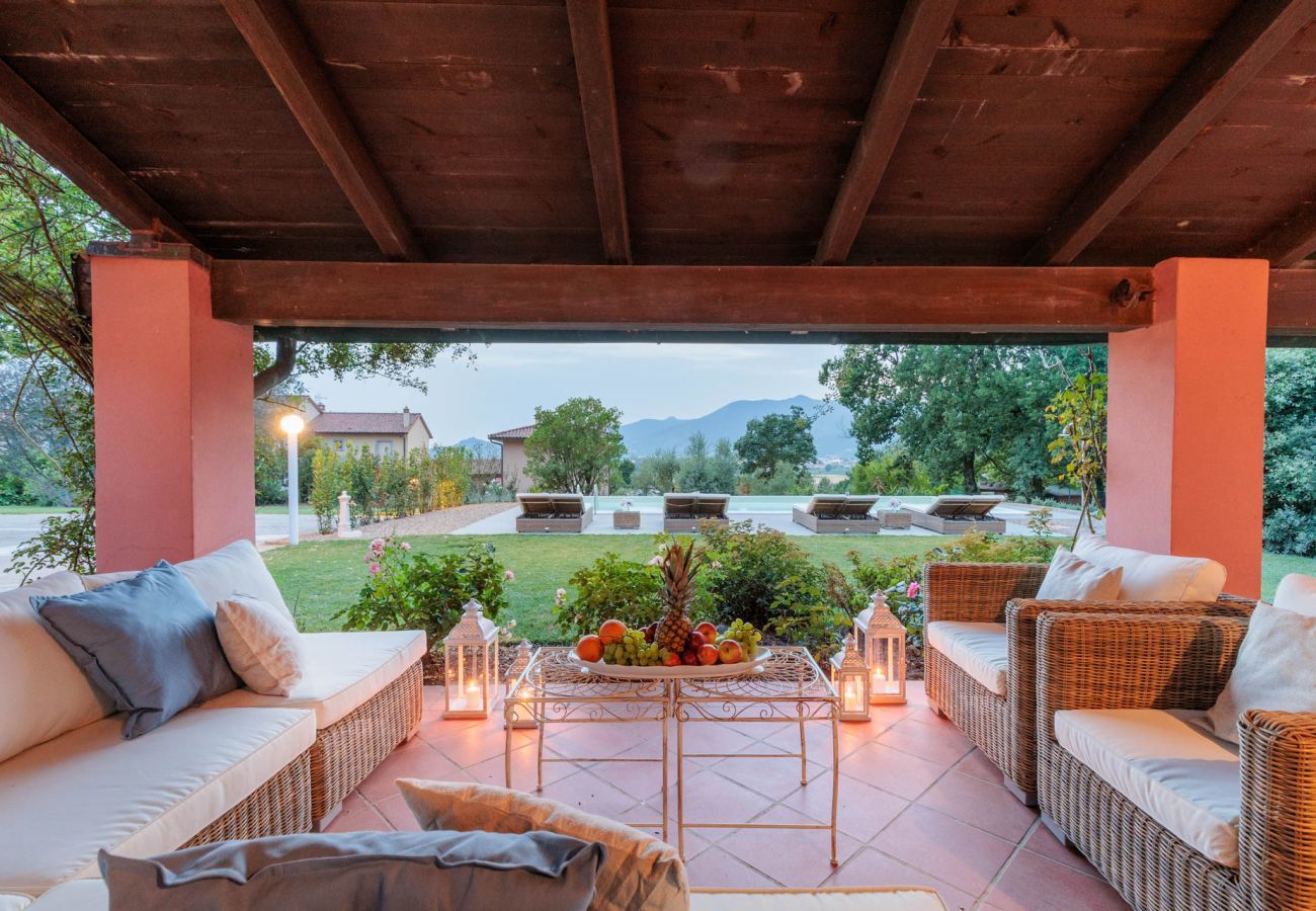 Villa à Bientina - Spacious 6 bedrooms Villa with Private Pool on the Tuscan Hills of Santa Colomba by Pontedera and Bientina