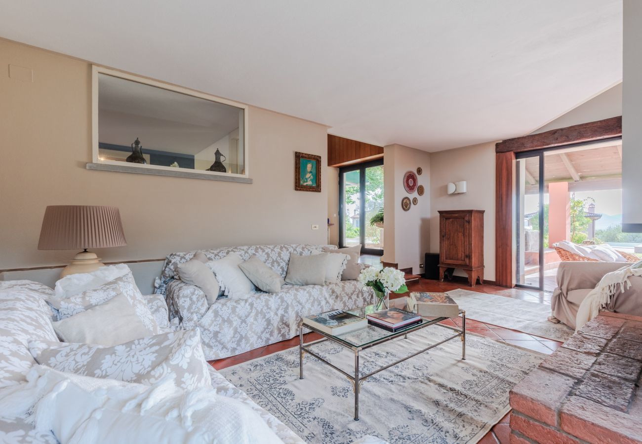 Villa à Bientina - Spacious 6 bedrooms Villa with Private Pool on the Tuscan Hills of Santa Colomba by Pontedera and Bientina