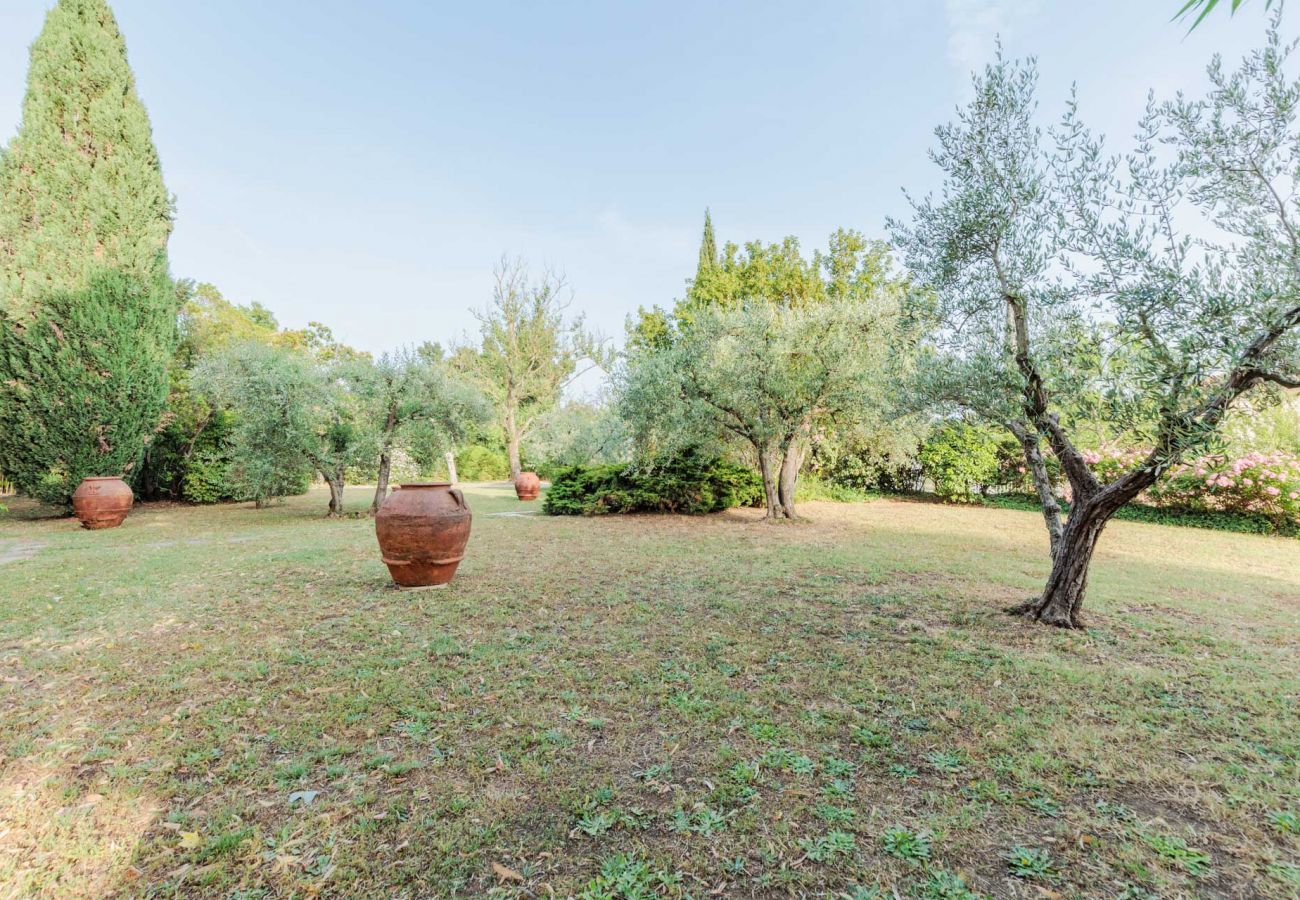 Villa à Bientina - Spacious 6 bedrooms Villa with Private Pool on the Tuscan Hills of Santa Colomba by Pontedera and Bientina