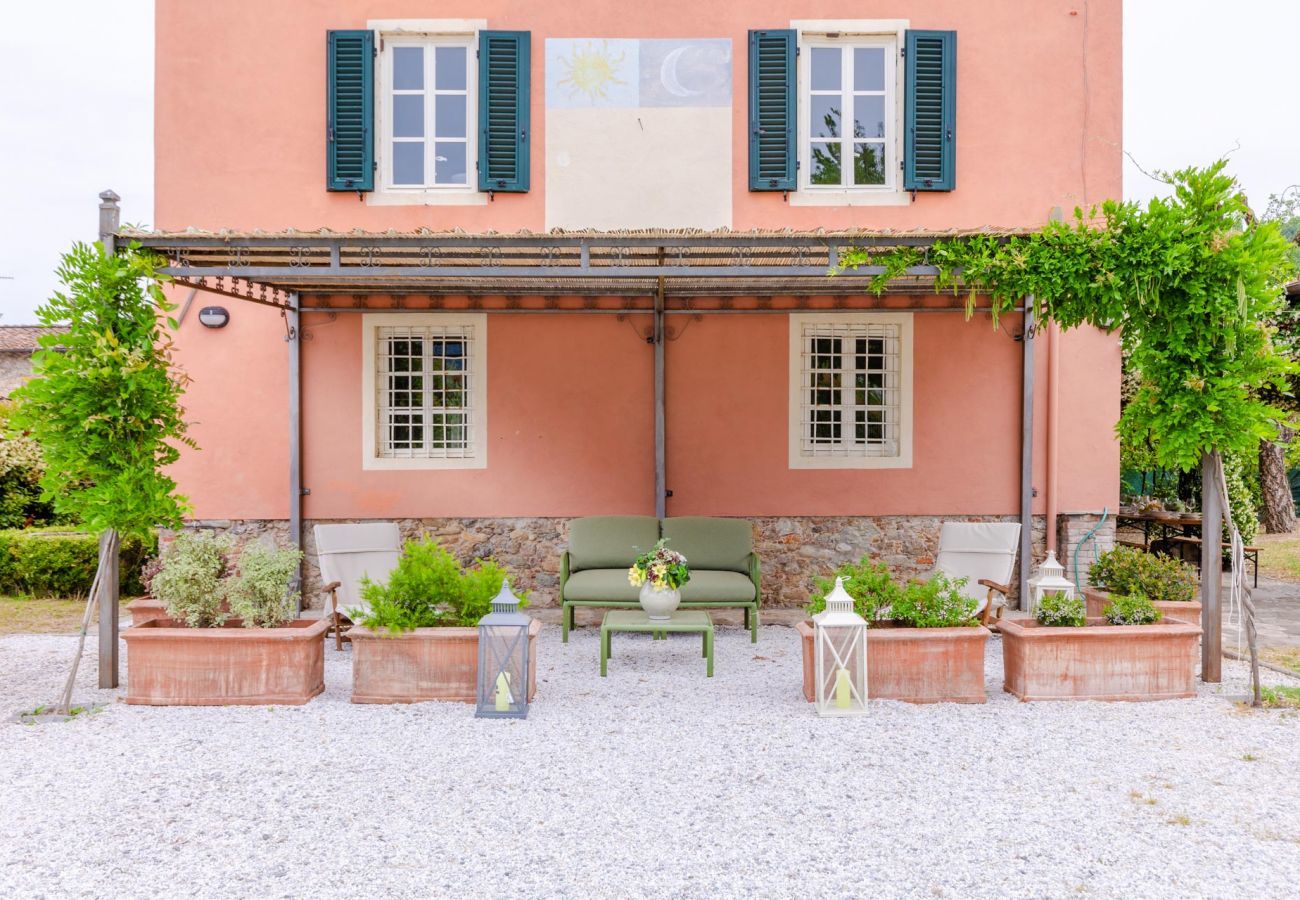 Villa à Badia Cantignano - Simple Genuine 4 bedrooms Farmhouse with Private Garden