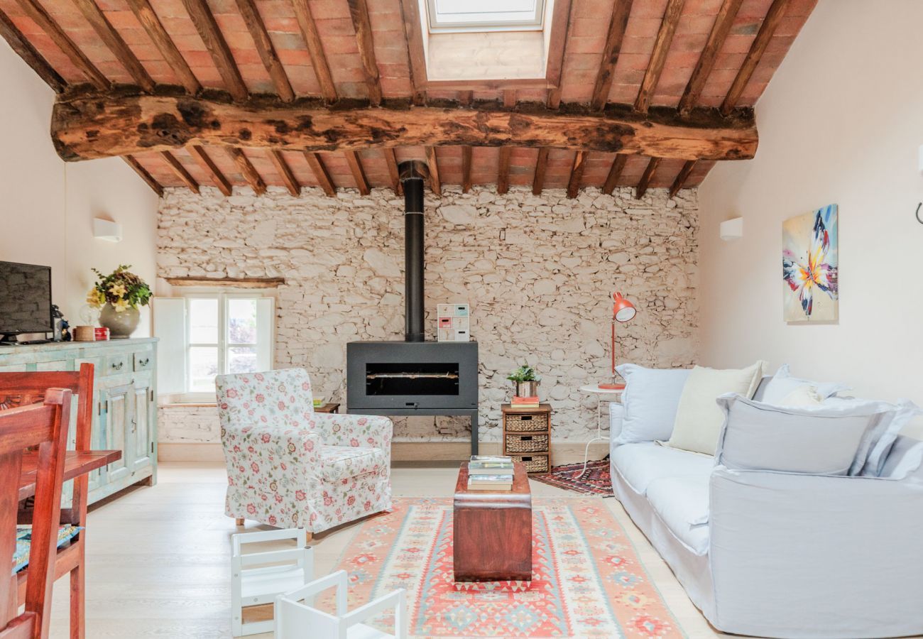 Villa à Badia Cantignano - Simple Genuine 4 bedrooms Farmhouse with Private Garden