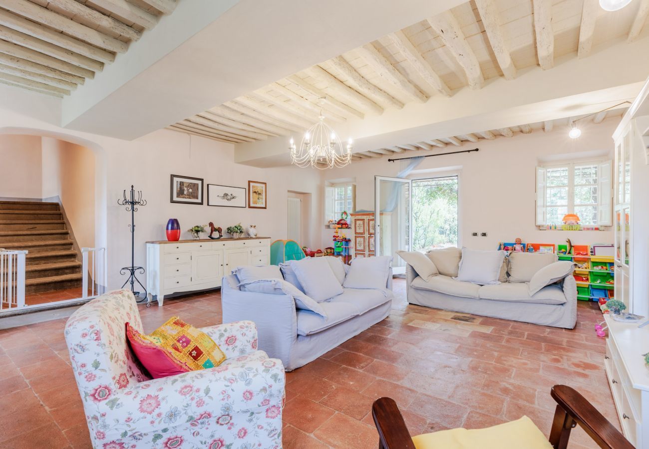 Villa à Badia Cantignano - Simple Genuine 4 bedrooms Farmhouse with Private Garden