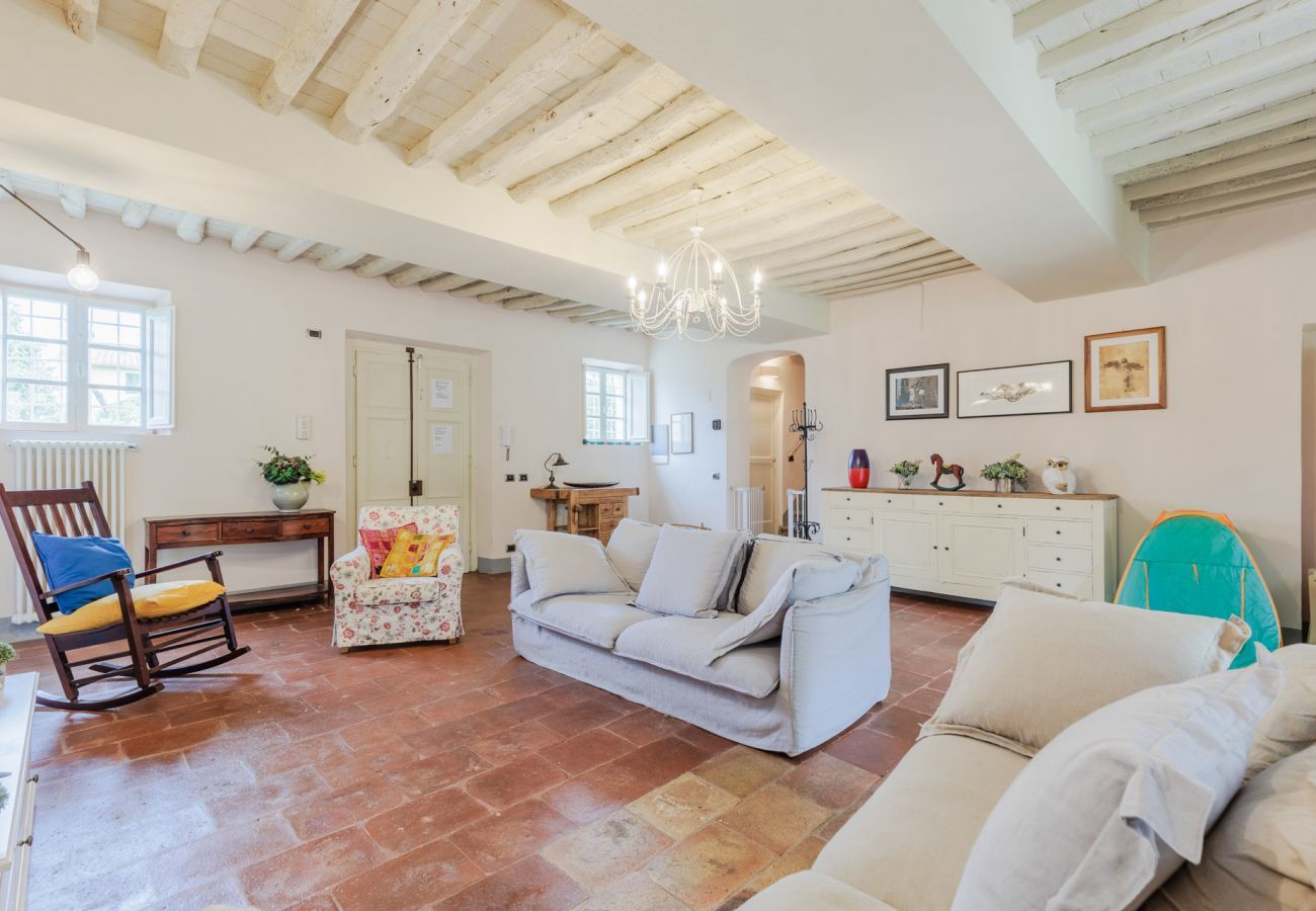 Villa à Badia Cantignano - Simple Genuine 4 bedrooms Farmhouse with Private Garden