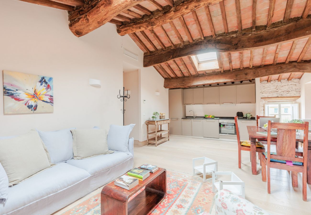 Villa à Badia Cantignano - Simple Genuine 4 bedrooms Farmhouse with Private Garden