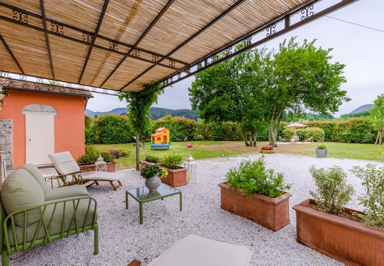 Villa à Badia Cantignano - Simple Genuine 4 bedrooms Farmhouse with Private Garden