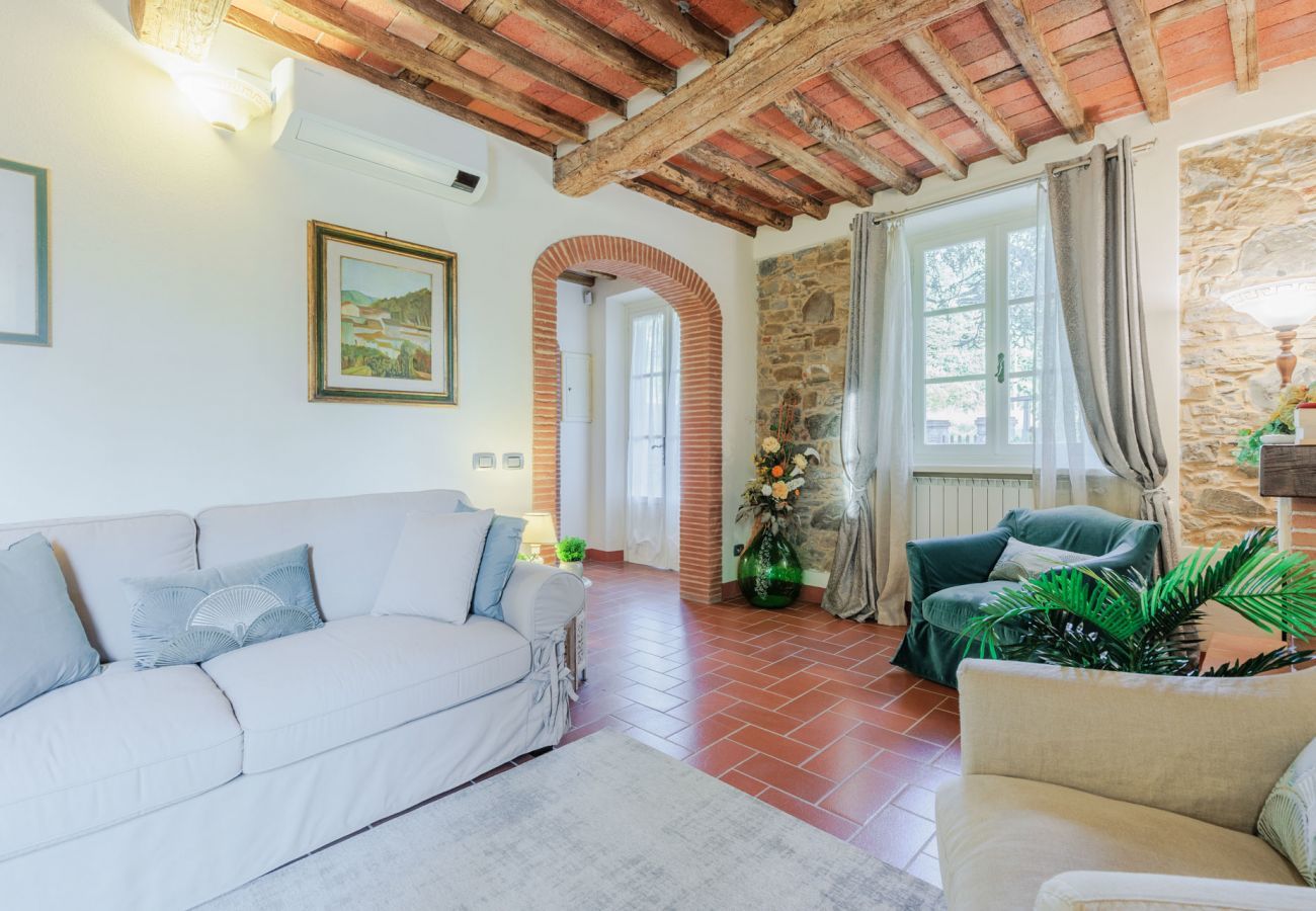 Villa à Lucques - Villa Dondolino, a Stylish Farmhouse with Private Pool close to Lucca and the Beach