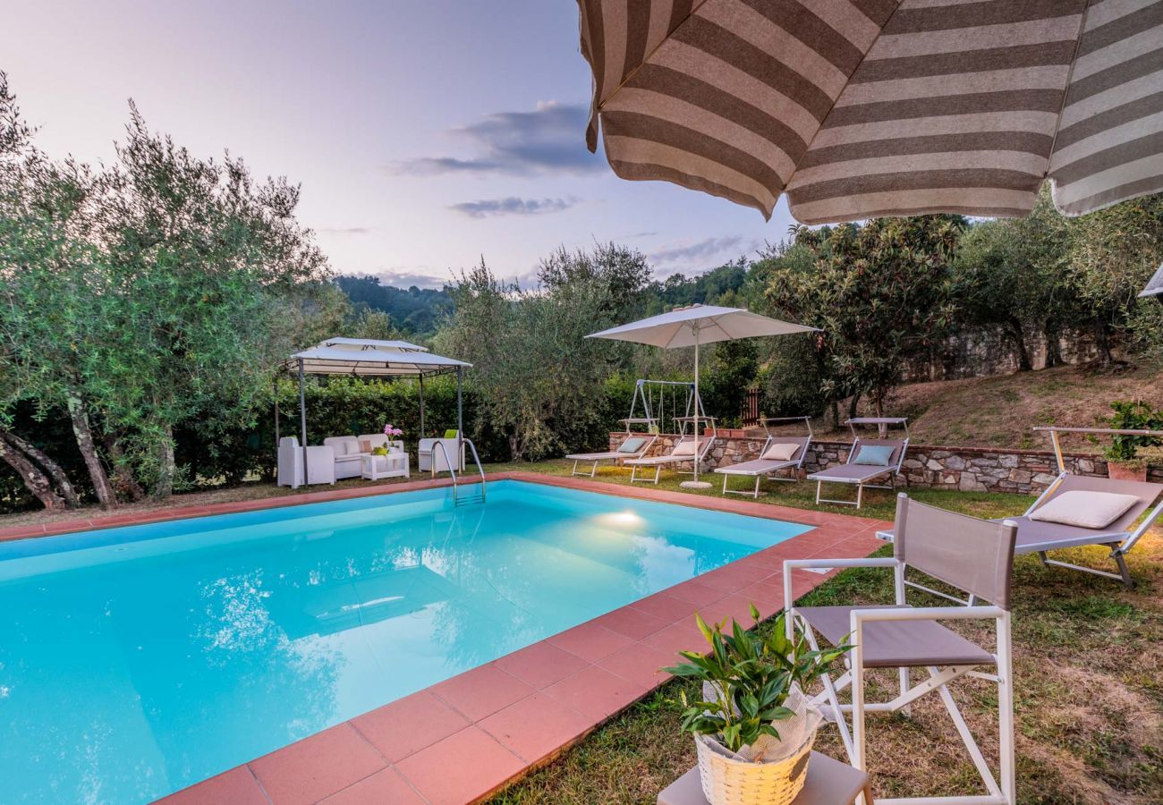 Villa à Lucques - Villa Dondolino, a Stylish Farmhouse with Private Pool close to Lucca and the Beach