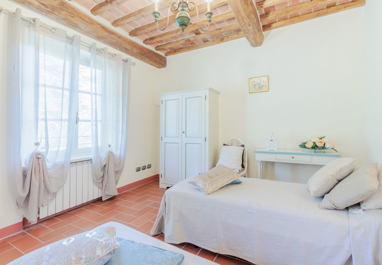 Villa à Lucques - Villa Dondolino, a Stylish Farmhouse with Private Pool close to Lucca and the Beach