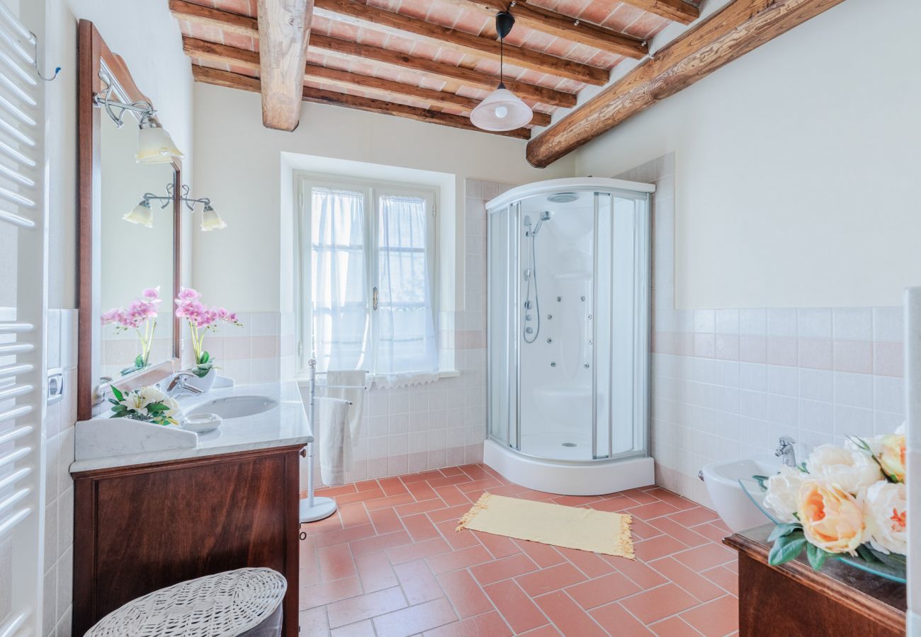 Villa à Lucques - Villa Dondolino, a Stylish Farmhouse with Private Pool close to Lucca and the Beach