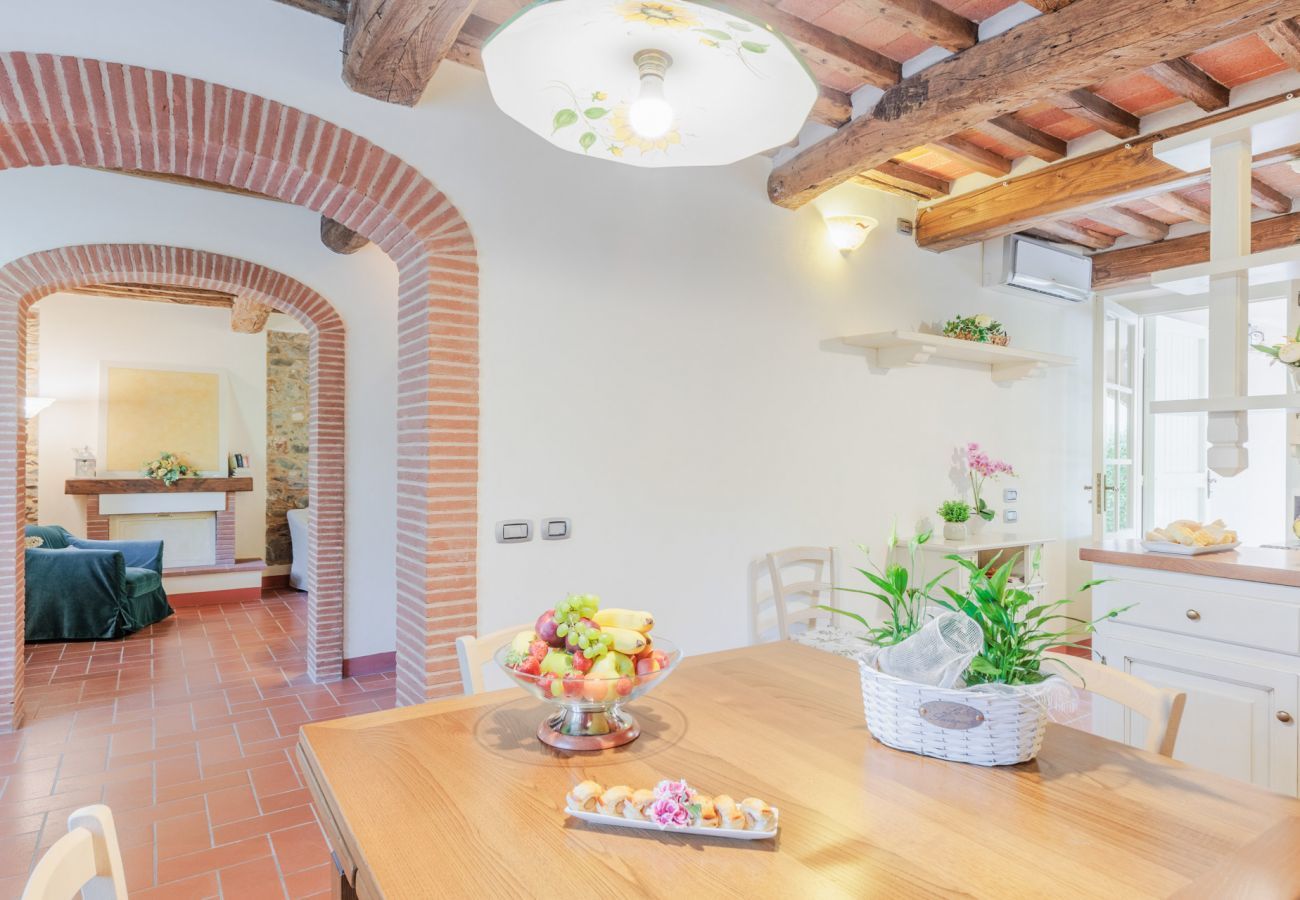 Villa à Lucques - Villa Dondolino, a Stylish Farmhouse with Private Pool close to Lucca and the Beach