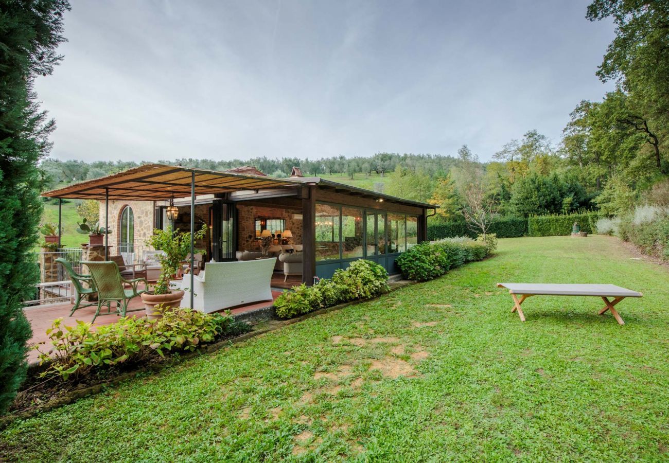 Villa à Lamporecchio - Villa Veranda with shared Pool in a Borgo