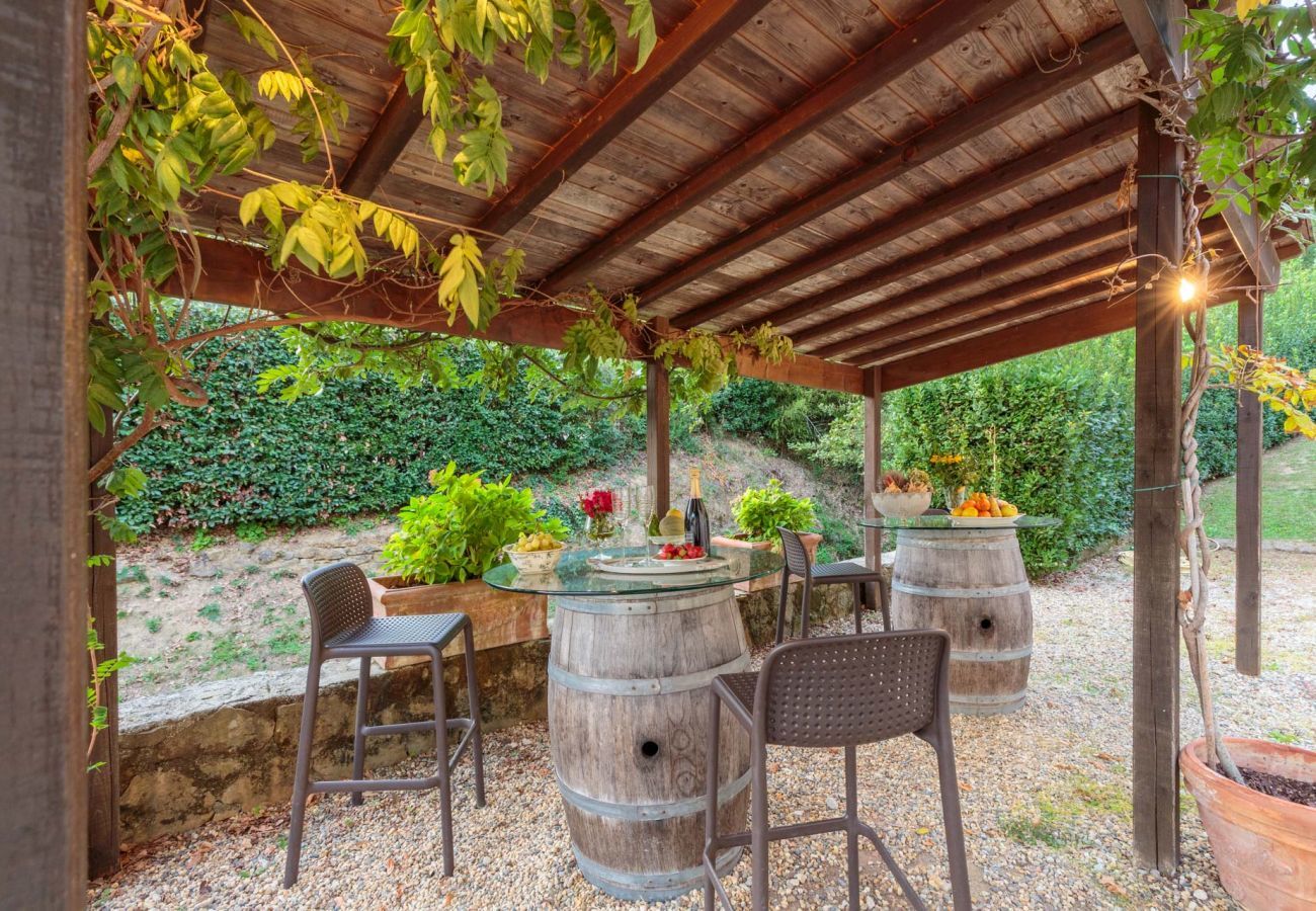 Villa à Lamporecchio - Villa Veranda with shared Pool in a Borgo