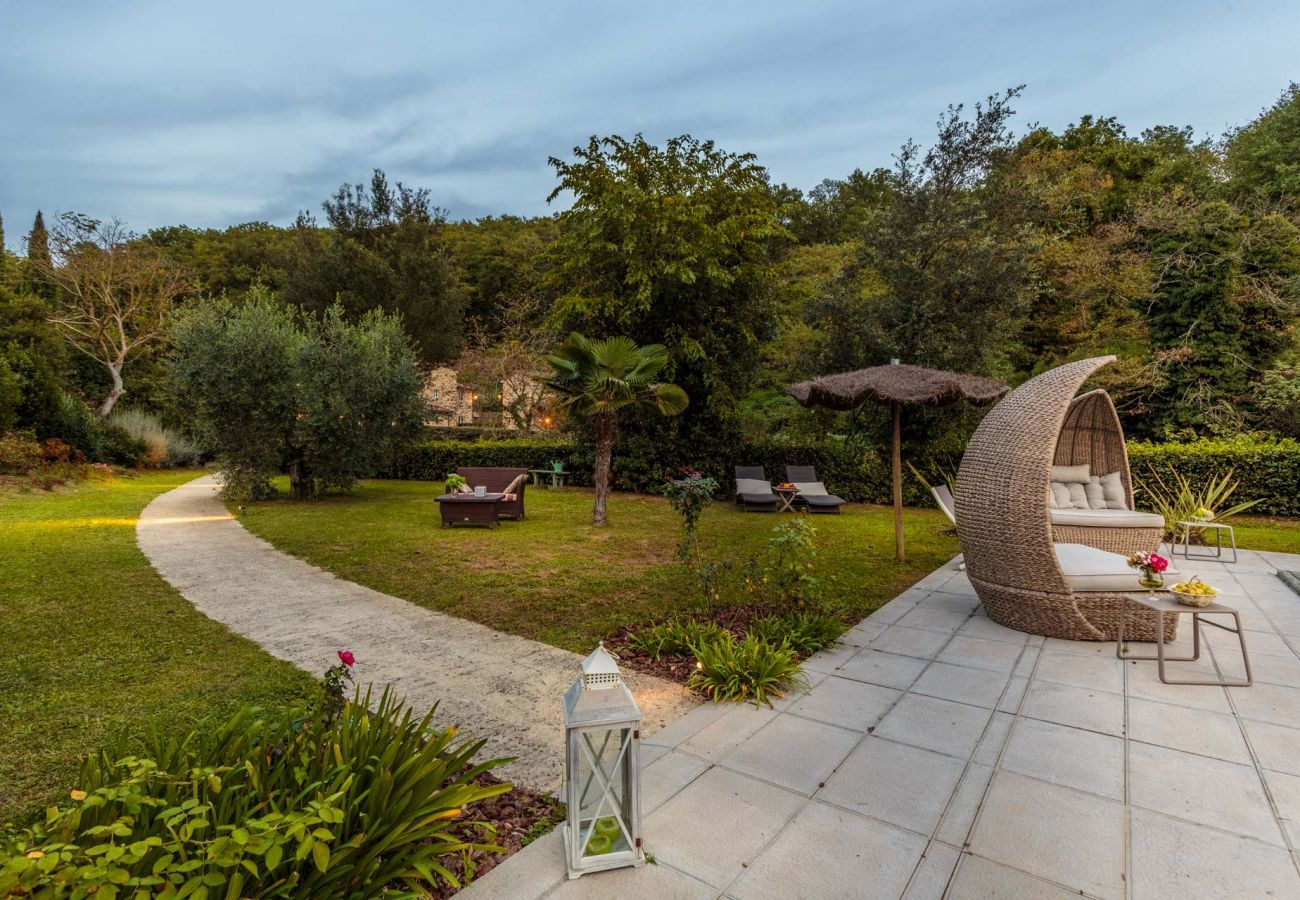 Villa à Lamporecchio - Villa Veranda with shared Pool in a Borgo