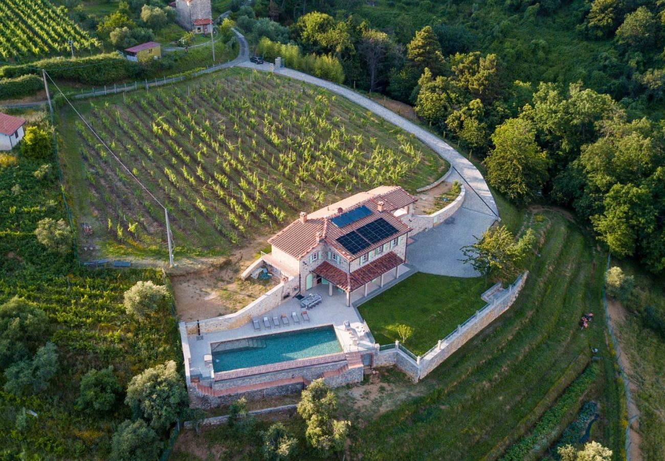 Villa à Pescaglia - Villa Grema, a Farmhouse with Private Infinity Pool between Lucca and the Beach