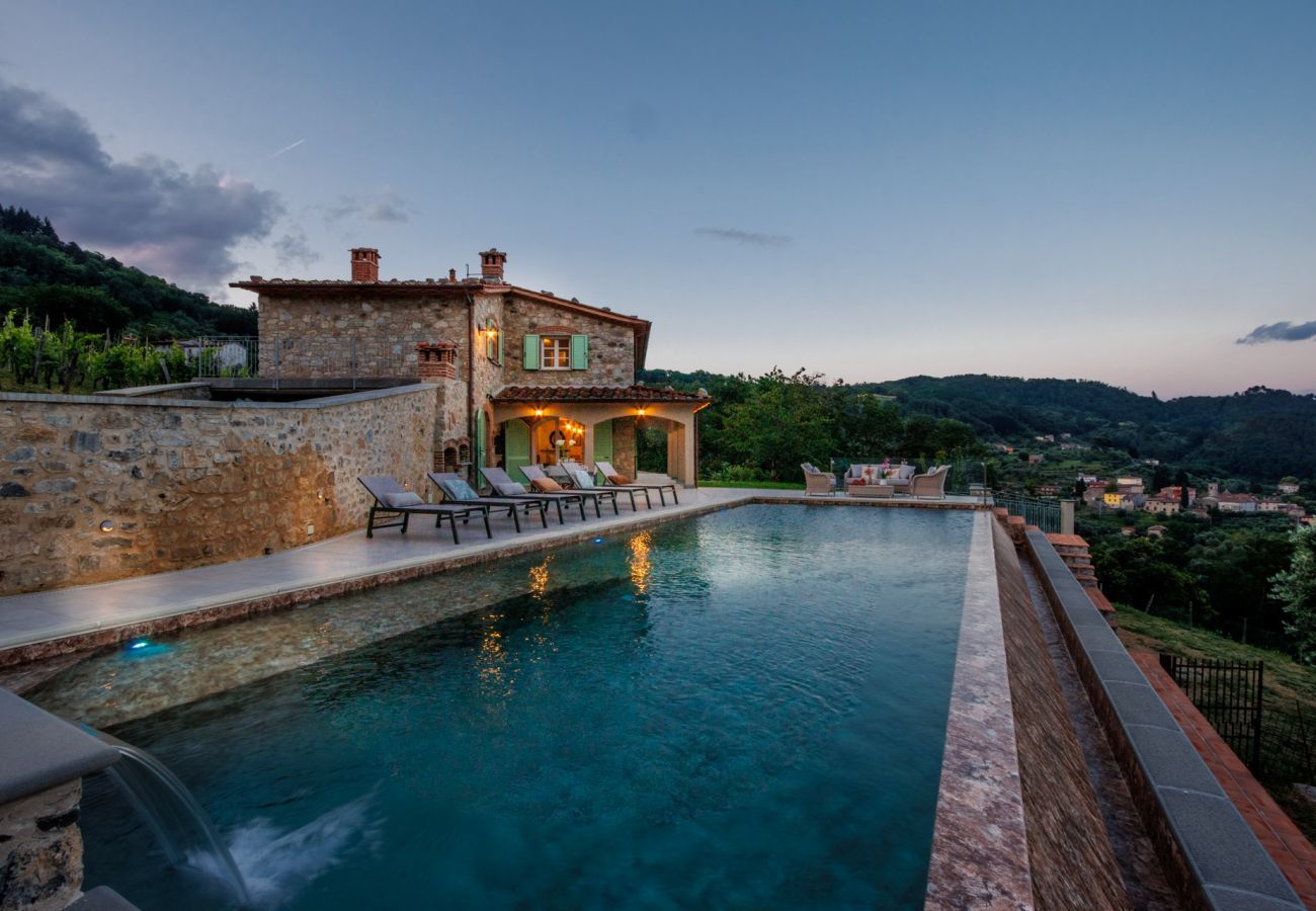 Villa à Pescaglia - Villa Grema, a Farmhouse with Private Infinity Pool between Lucca and the Beach