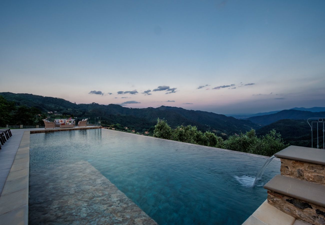 Villa à Pescaglia - Villa Grema, a Farmhouse with Private Infinity Pool between Lucca and the Beach