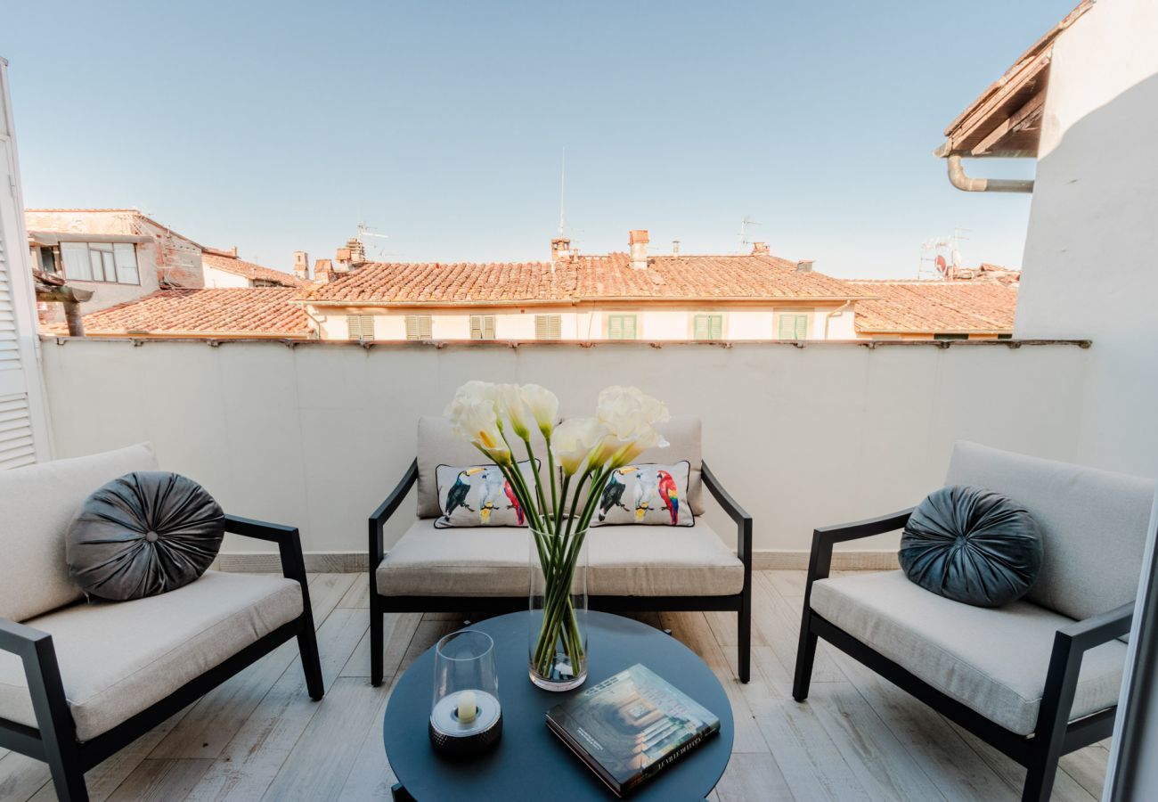 Appartement à Lucques - Casa Marta, Luxury 2 Bedrooms Apartment with Terrace Inside the Walls of Lucca