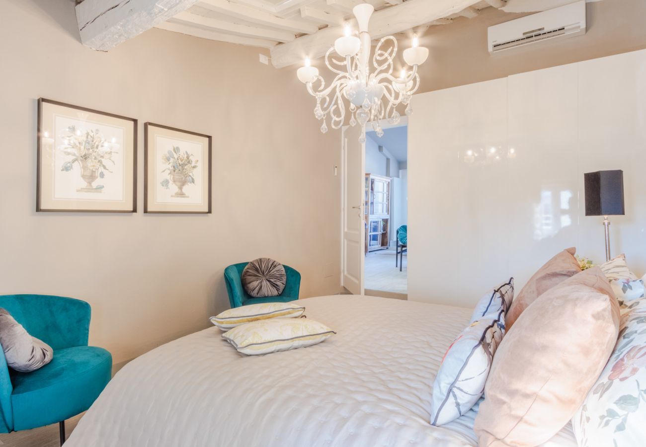 Appartement à Lucques - Casa Marta, Luxury 2 Bedrooms Apartment with Terrace Inside the Walls of Lucca