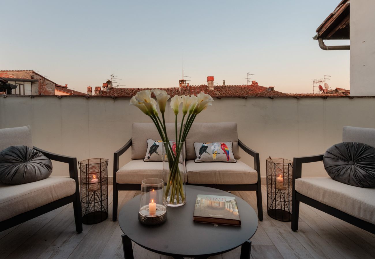 Appartement à Lucques - Casa Marta, Luxury 2 Bedrooms Apartment with Terrace Inside the Walls of Lucca