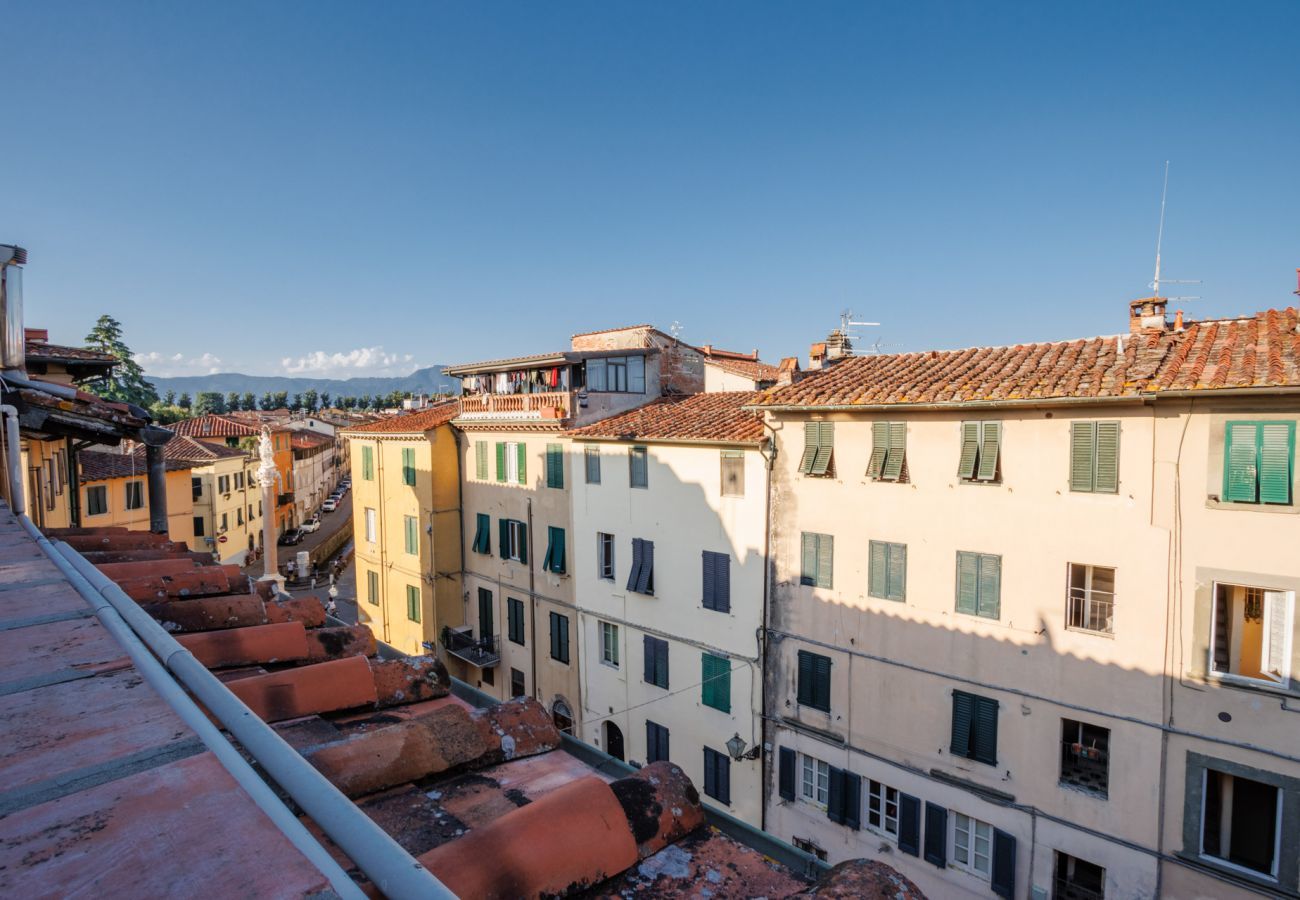 Appartement à Lucques - Casa Marta, Luxury 2 Bedrooms Apartment with Terrace Inside the Walls of Lucca