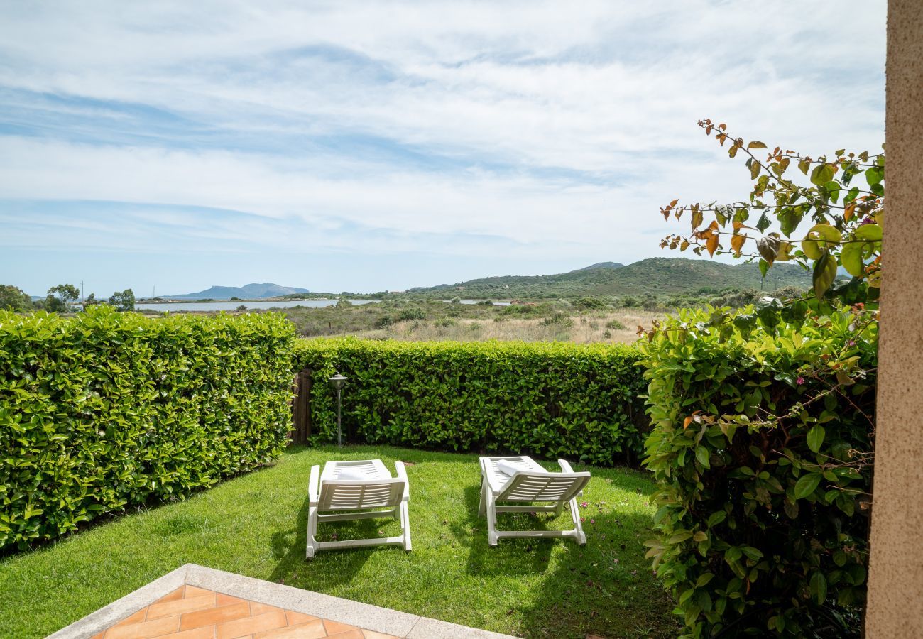 Appartement à Olbia - Myrsine Mara by Klodge - Appartement de plage Marina Maria avec vue sur la mer