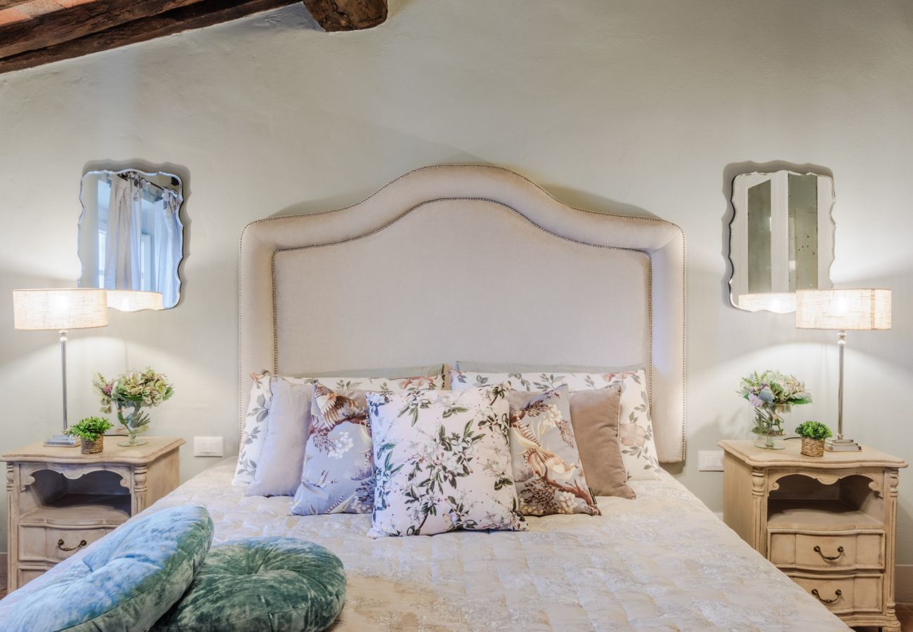 Villa à San Concordio di Moriano - Villa Lina, Luxury Farmhouse with Pool and Amazing View close to Lucca Town Centre