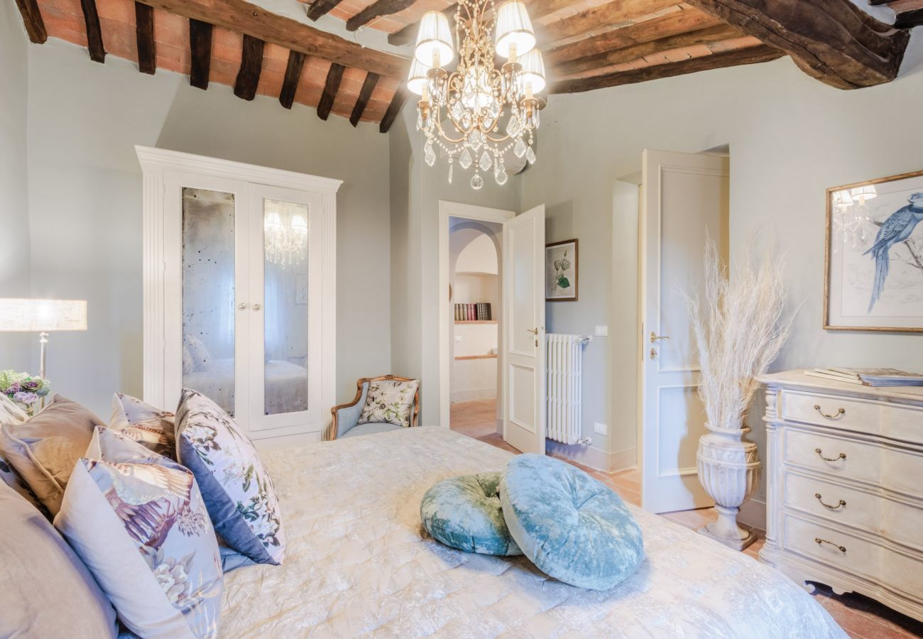 Villa à San Concordio di Moriano - Villa Lina, Luxury Farmhouse with Pool and Amazing View close to Lucca Town Centre