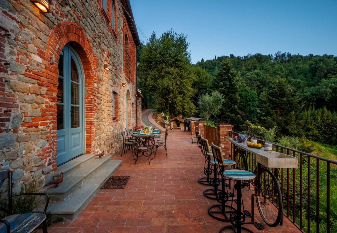 Villa à Lucques - Villa Alice, panoramic stone farmhouse to sleep 10 with pool in Lucca