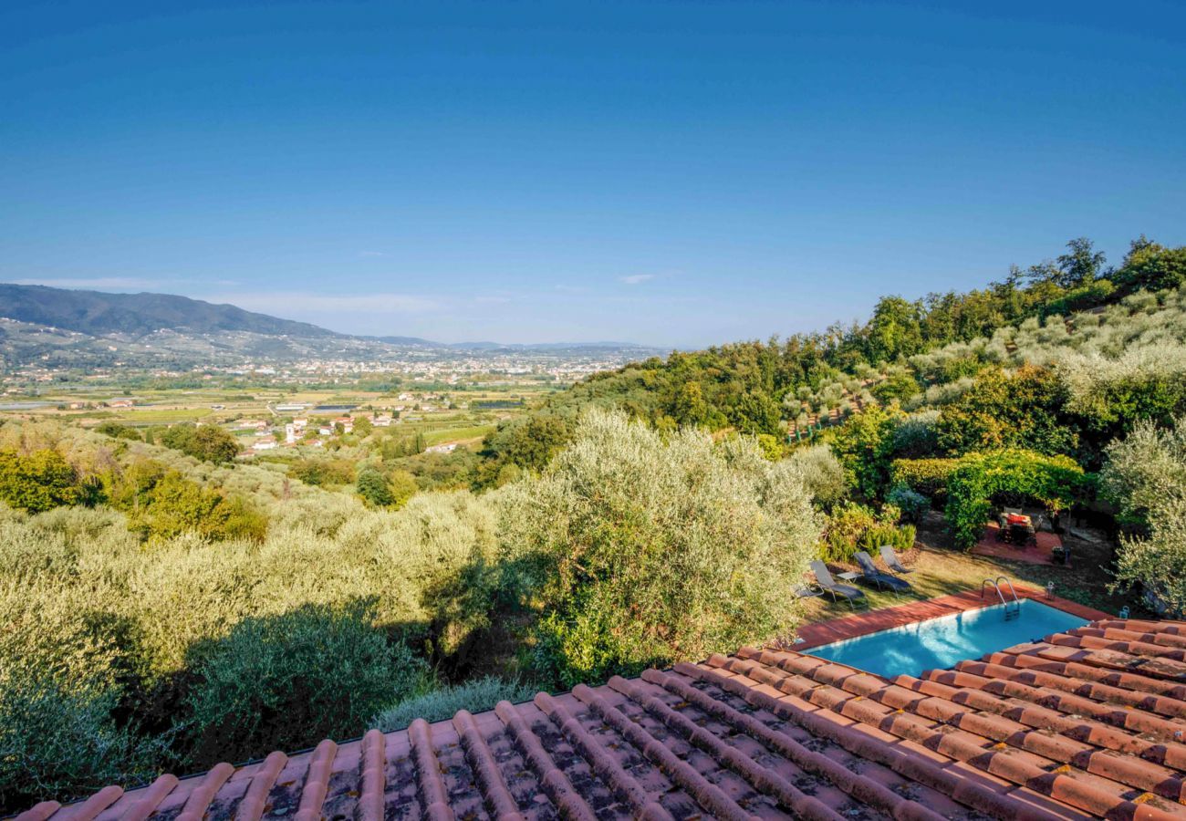 Villa à Lucques - Villa Debby, 2 bedrooms Farmhouse with Pool on the Hills of Lucca