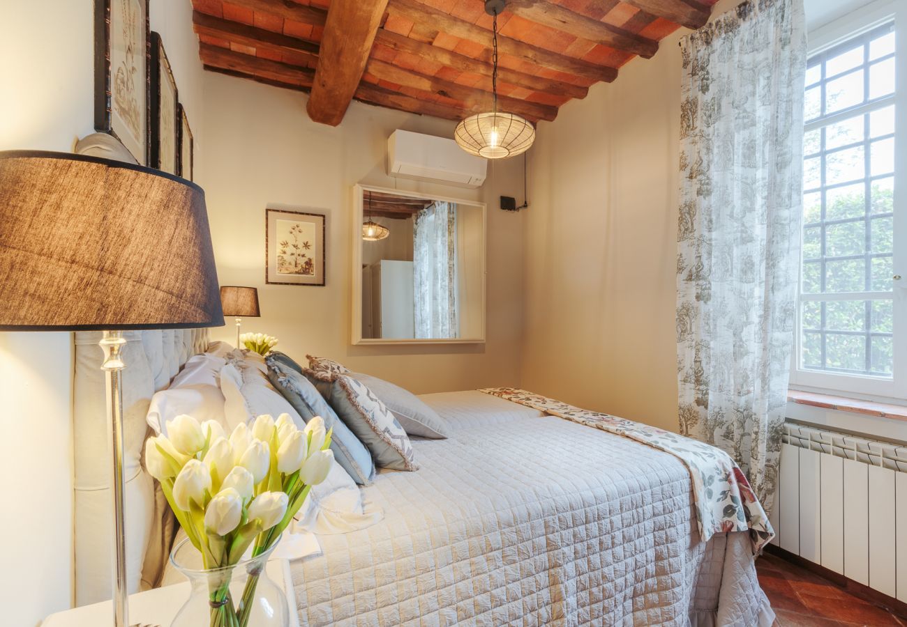 Villa à San Macario In Piano - The Tuscan Mill Farmhouse: Where Timeless Charm Meets Modern Tranquility